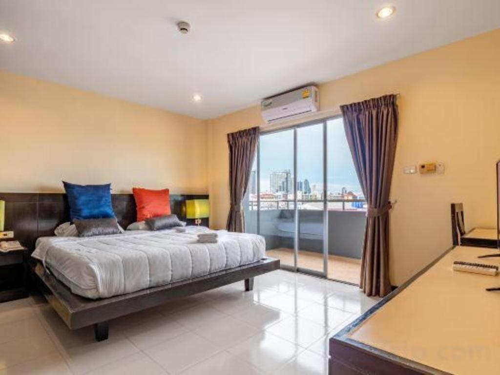 Tycoon Place Garden Pattaya Exteriör bild