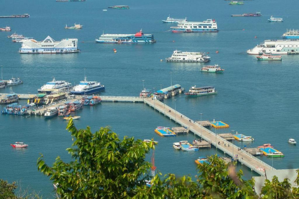Tycoon Place Garden Pattaya Exteriör bild