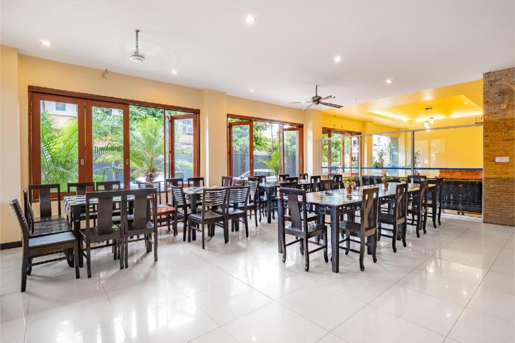 Tycoon Place Garden Pattaya Exteriör bild